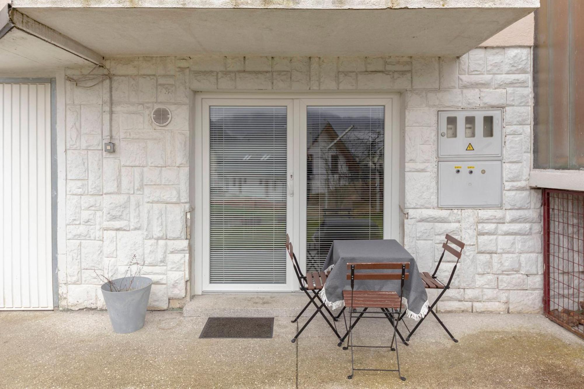 Apartments Znidar Spodnje Gorje エクステリア 写真